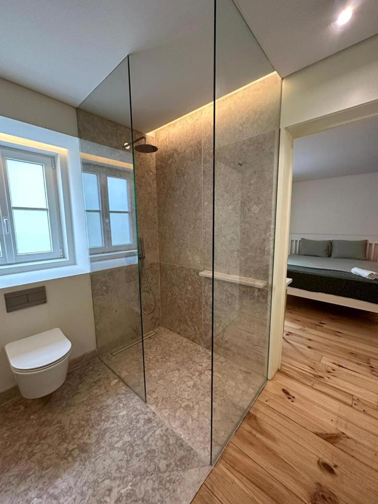 Rooms In Cozy Shared Accommodation In The Center Of リスボン エクステリア 写真