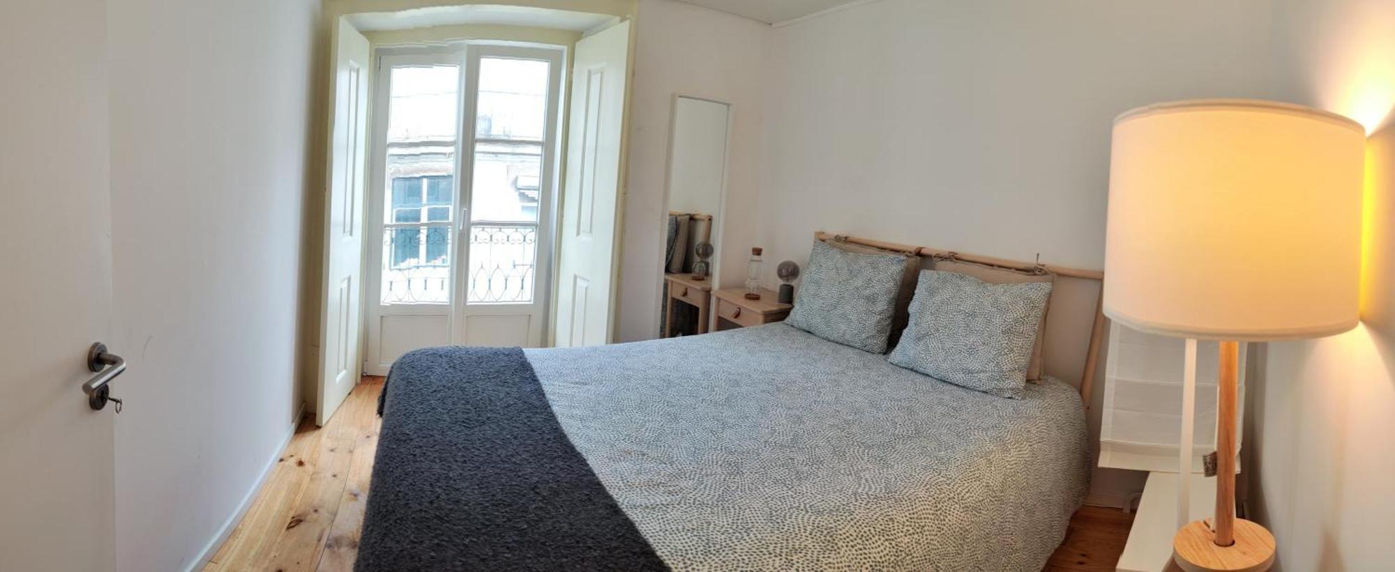 Rooms In Cozy Shared Accommodation In The Center Of リスボン エクステリア 写真